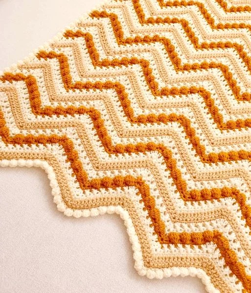 Hugs & Kisses Baby Blanket Free Pattern
