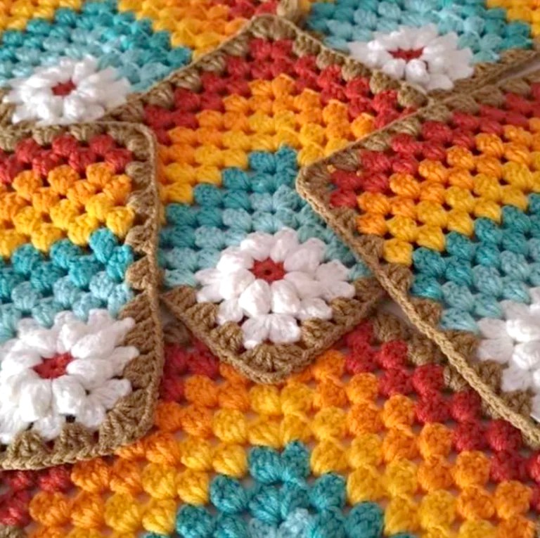 Mitered Flower Square Crochet Free Pattern