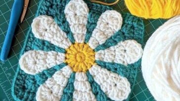 Retro Daisy Square Crochet Pattern
