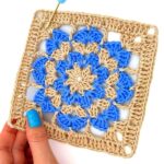 Floral Granny Square Pattern