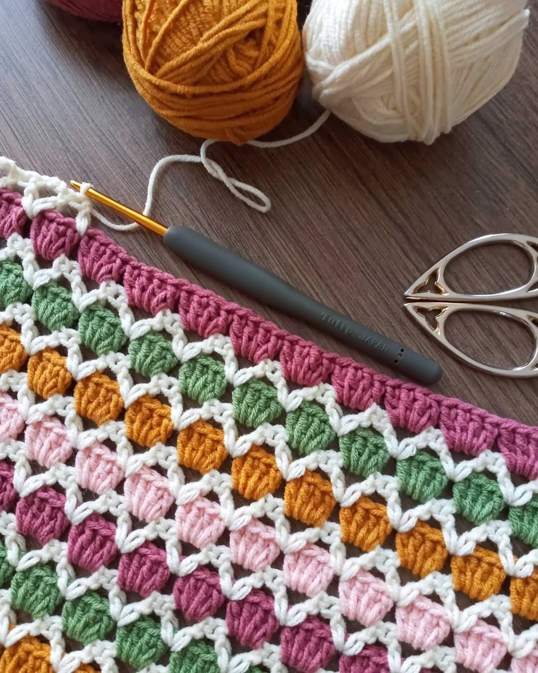Crochet Granny V- Stitch Pattern