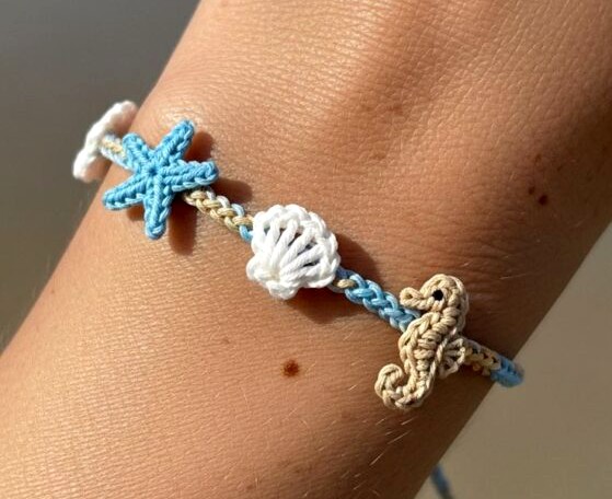 Beach-Inspired Crochet Bracelet